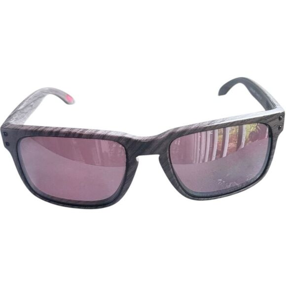OAKLEY Holbrook OO9102-B7 Unisex Sunglasses Woodgrain Frame Prizm Daily Polarize